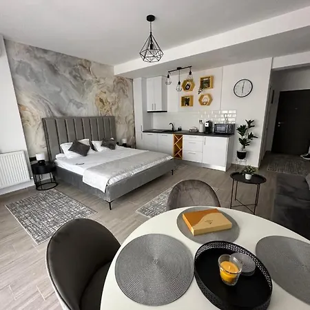 70 By Casa Del Mar *